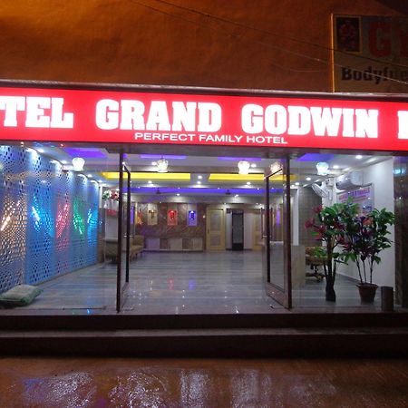 Grand Godwin Inn Samalkha Exteriér fotografie